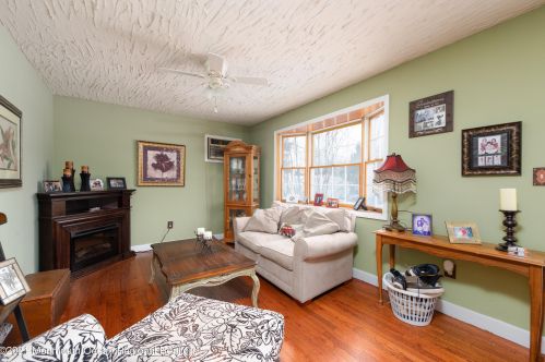 41 Salem Ln, Little Silver NJ 07739-1038 exterior