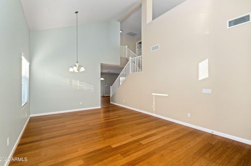 1928 Alta Vista Rd, Phoenix AZ 85041-5661 exterior