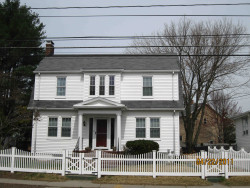 487 California St, Newton, MA 02460-1208