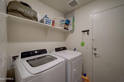 6522 4th St, Phoenix AZ 85042-1010 exterior