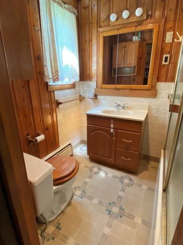 20 St, Taunton MA 02780-4392 exterior