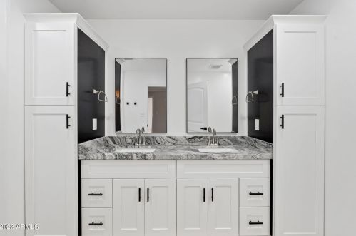 39068 15th Ave, Phoenix AZ 85086-7226 exterior