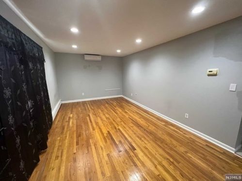 274 Wilson Ave, Kearny NJ  07032-3347 exterior