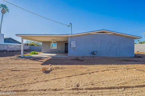 3202 Captain Dreyfus Ave, Phoenix AZ 85032-6706 exterior