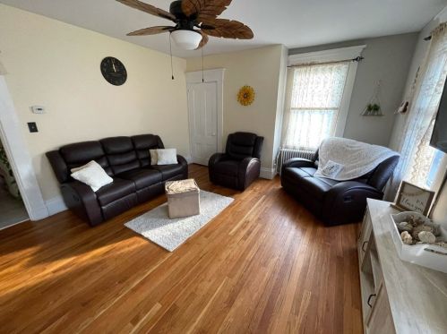 242 Maxfield St, New Bedford MA 02740-5229 exterior