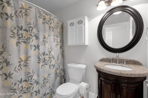 22209 41st St, Phoenix AZ  85050-6898 exterior