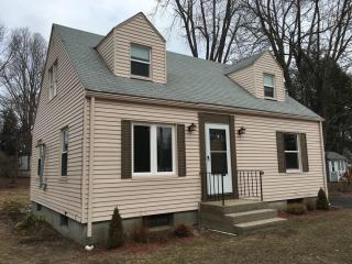 11 Hayre St, Montgomery MA  01085-4213 exterior