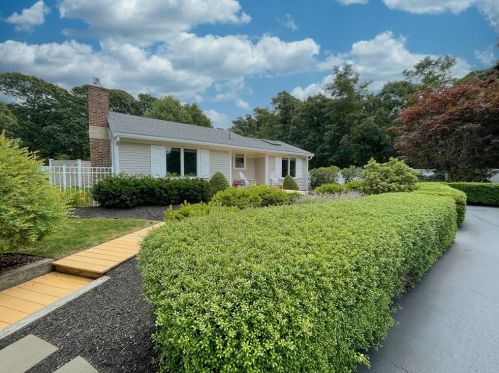 680 Old Orchard Rd, Eastham, MA 02642-2107