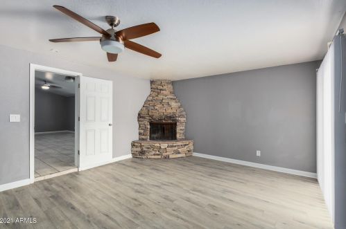 1202 Bethany Home Rd, Phoenix AZ 85015-1938 exterior