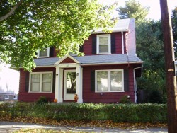 42 Aberdeen St, Newton, MA 02461-1802