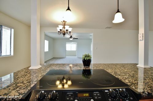 19215 29 Pl, Phoenix AZ 85008-2818 exterior