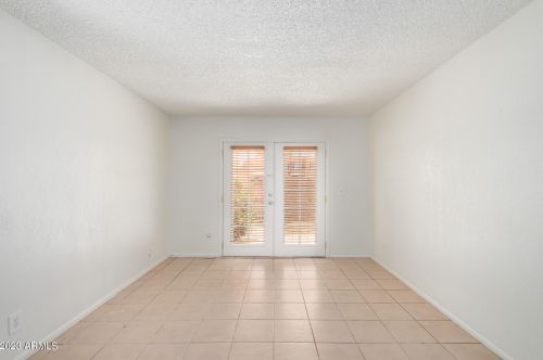 1430 53 Ave, Phoenix AZ 85043-1747 exterior