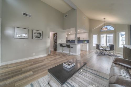 57 Remington, Irvine CA  92620-5730 exterior