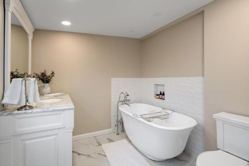 36 Hersey St, Hingham MA exterior