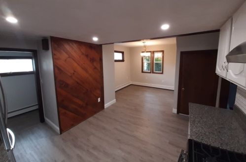 24 Emerald Rd, Nahant MA 01908-1358 exterior