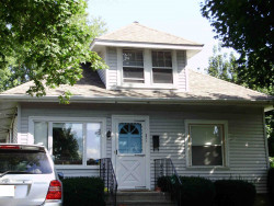 211 Webster St, Newton, MA 02465-1851