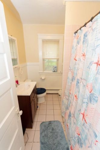 480 Salisbury St, Worcester MA 01609-1307 exterior