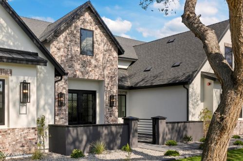 222 Belmont Ave, Phoenix AZ  85021-7229 exterior