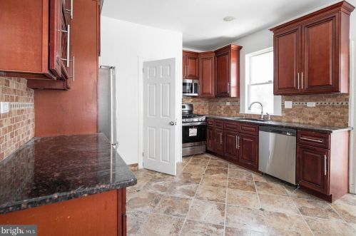 6328 Camac St, Philadelphia PA  19141-3312 exterior