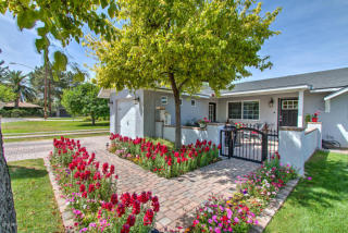 2936 53rd Pl, Phoenix, AZ 85018-8048