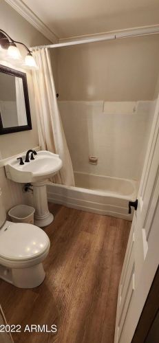 12031 30 Pl, Phoenix AZ 85028-1212 exterior