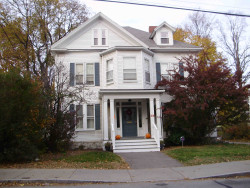 865 Beacon St, Newton, MA 02459-1822