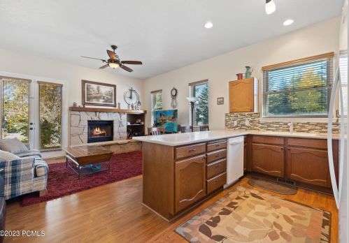 1729 Silver Spg, Park City UT 84098-6033 exterior