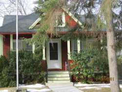 25 Bemis Rd, Newton, MA 02460-1204