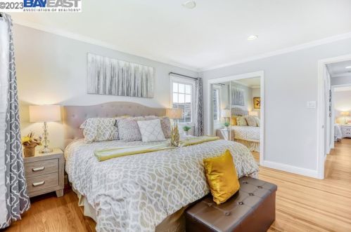 1225 Sandelin Ave, San Leandro CA  94577-3956 exterior