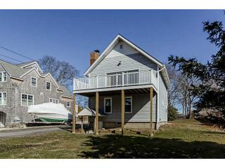 15 Harbour Island Rd, South Kingstown, RI 02882-4311