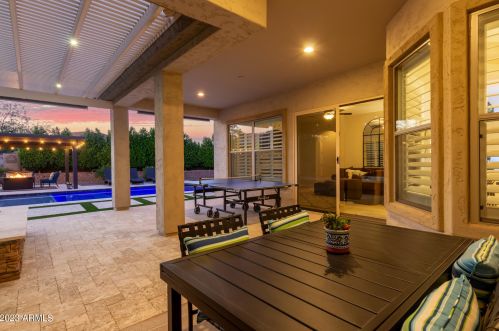 26518 51st Dr, Phoenix AZ  85083-1274 exterior