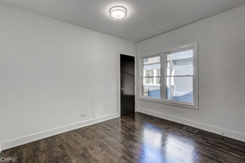 3235 Maple Ave, Forest View IL 60402-1250 exterior