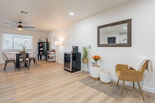 3320 Claire Dr, Phoenix AZ 85032-4933 exterior