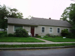 10 Spiers Rd, Newton, MA 02459-3711