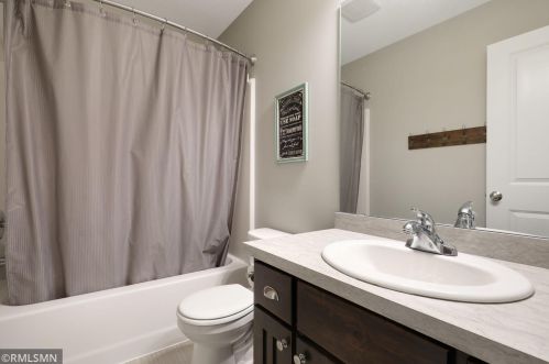 31993 152nd St, Princeton MN  55371 exterior