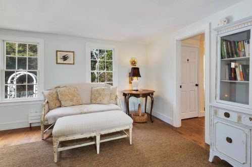 360 Windjammer Ln, Eastham MA 02642-3436 exterior