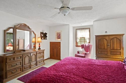 21 Mary Beth Ln, Harwich MA 02645-1326 exterior