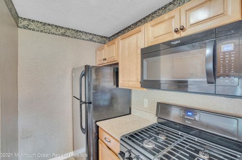 603 Sequoia Ct, Jackson Twp NJ  08527-4003 exterior