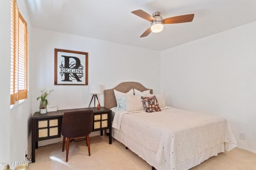 1162 Beryl Ave, Phoenix AZ 85020-1536 exterior