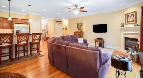 62 Mark Dr, Agawam MA exterior