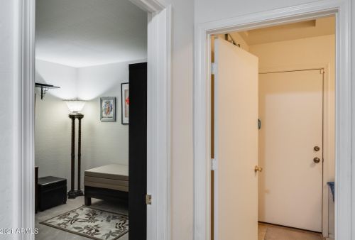 3127 Alta Vista Rd, Phoenix AZ 85041-5211 exterior