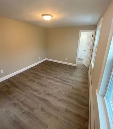 21 Sigel St, Worcester MA 01610-1824 exterior