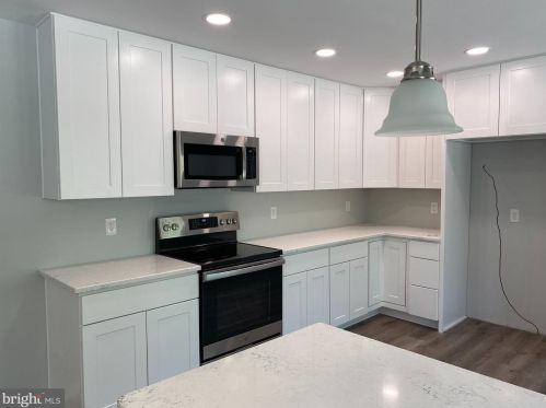 28078 Gaunts Bridge Rd, Columbus NJ  08022-1812 exterior