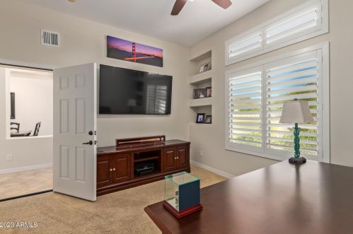 26518 51st Dr, Phoenix AZ  85083-1274 exterior