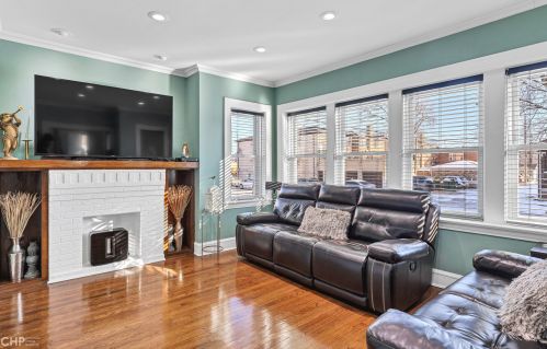 2614 Oak Park Ave, Forest View IL 60402-2533 exterior