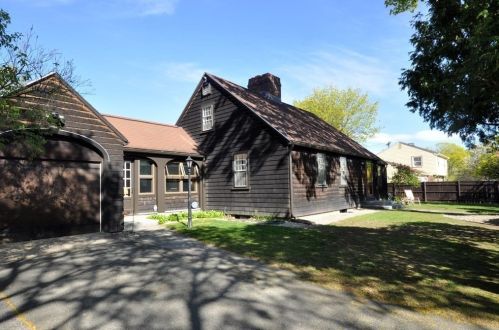 15 Rdg St, Arlington MA 02474-1705 exterior