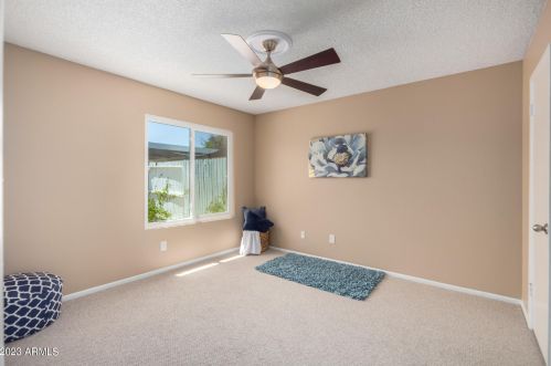 7009 42 Pl, Phoenix AZ 85050-8720 exterior