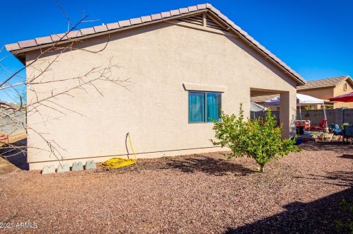 1207 Carson Rd, Phoenix AZ 85041-6615 exterior