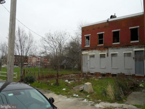 1923 20 St, Philadelphia PA 19145-2801 exterior