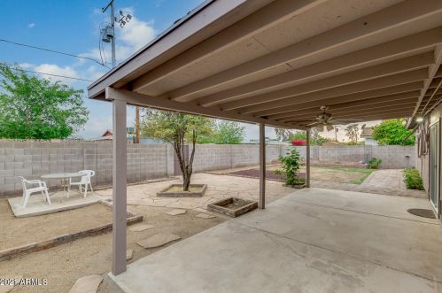 1123 El Camino Dr, Phoenix AZ 85051-4628 exterior